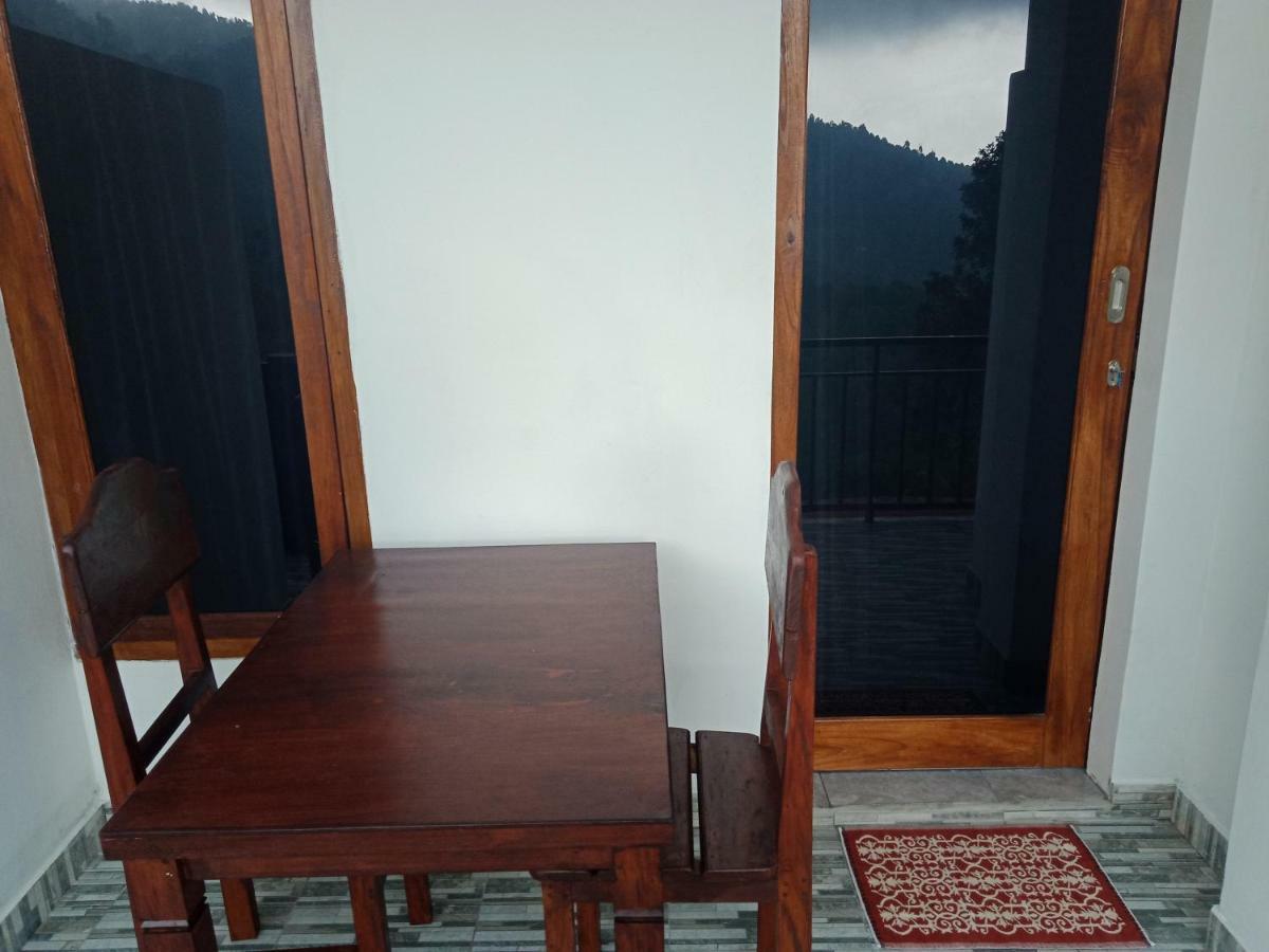 Adila Warung And Homestay Munduk エクステリア 写真